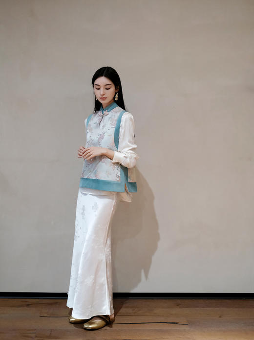 盛唐牡丹 | 龙凤呈祥重缎织金宋锦马甲 商品图6