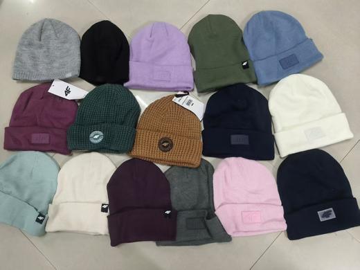 现货 无折扣 年终福利，随机发，不挑颜色 4F情侣款冬季针织帽 官网在售 商品图0