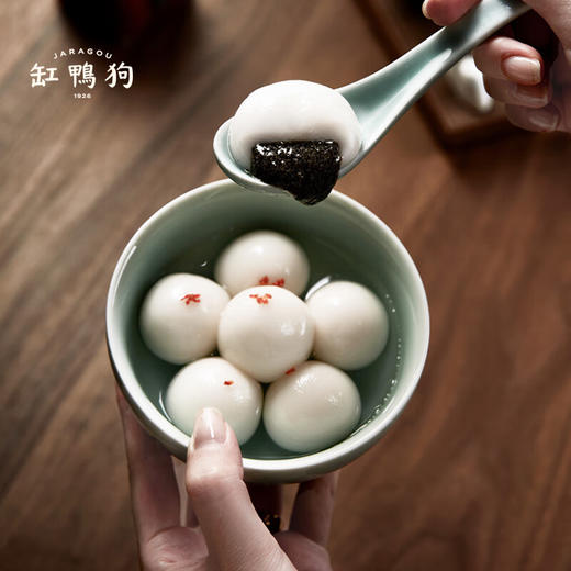 【缸鸭狗】宁波汤圆320g/包 经典猪油黑芝麻元宵汤团 节日年味礼品(dbxb) 商品图3