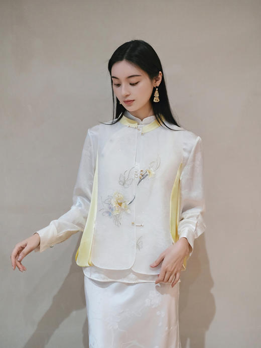 盛唐牡丹大师系列-卢梅红 | 月执金蕊真丝蕾丝面刺绣马甲 商品图0