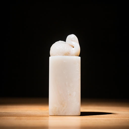 寿山石瓷白老料雕“白鹭”方章 商品图7