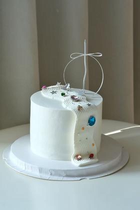 “爱意星河”情人节·奶油蛋糕（装饰不可食用）