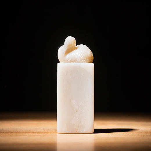 寿山石瓷白老料雕“白鹭”方章 商品图4