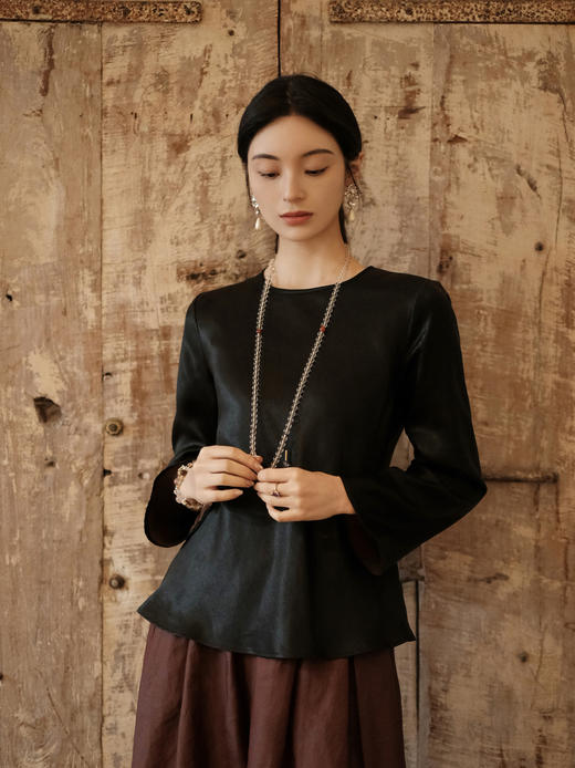 盛唐婧 | 本色行云重磅真丝香云纱斜裁圆领上衣小衫 商品图0