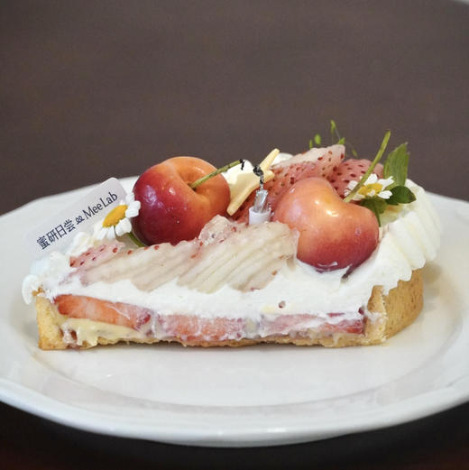 Q001 白色恋人草莓挞 商品图5