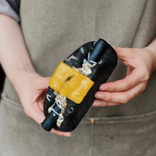 芥末籽墨鱼肠包 商品图0