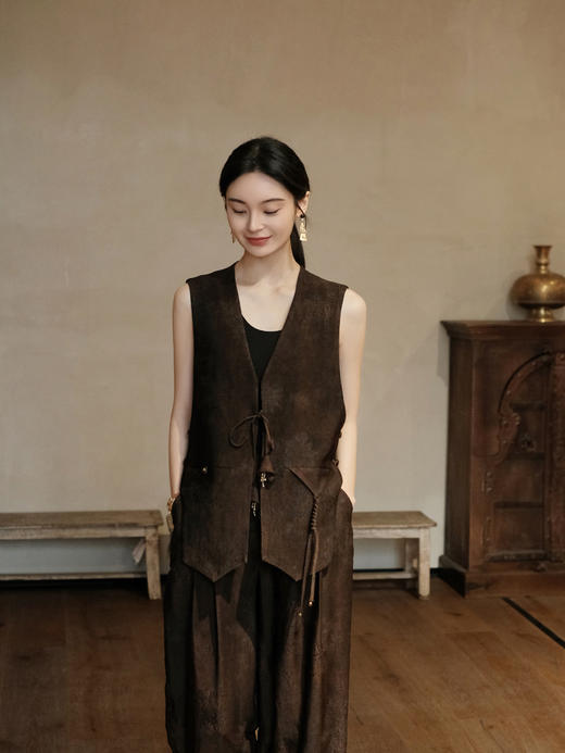 盛唐婧 | 风吟罗縠轻奢时尚香云纱系带马甲 商品图1