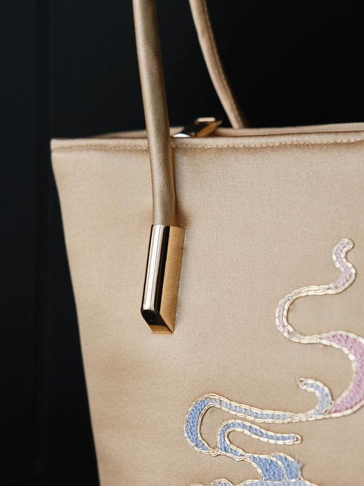 盛唐牡丹用拙系列| 吉祥如意打籽绣手拎包 商品图2