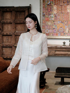 盛唐牡丹 | 汉白玉色真丝绡女上衣