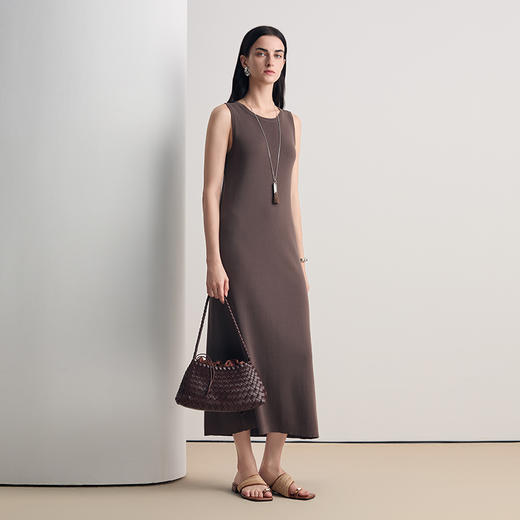 EITIE爱特爱通勤简约修身无袖针织连衣裙2026夏季新款8601302 商品图1
