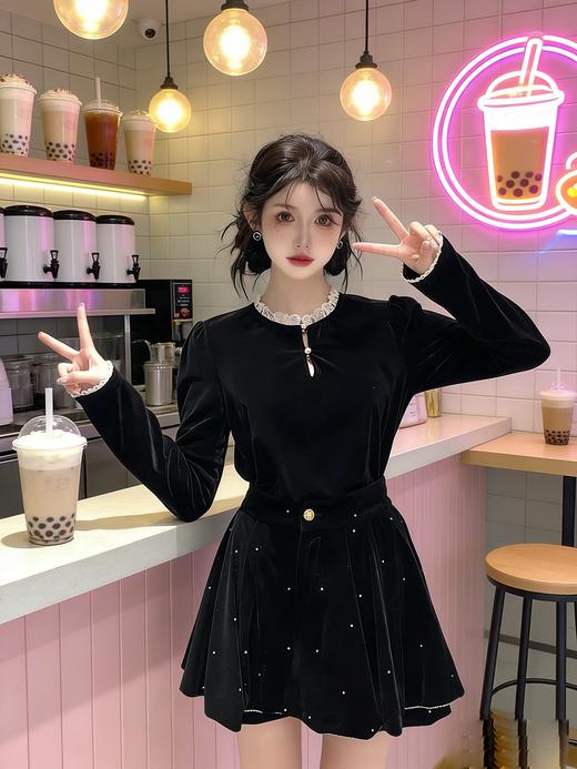 玛克门店发货：丝绒上衣货号：MF86TP754 商品图0