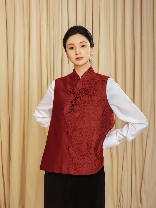 廷前观棠 | 希骥红色小马马甲 商品图3