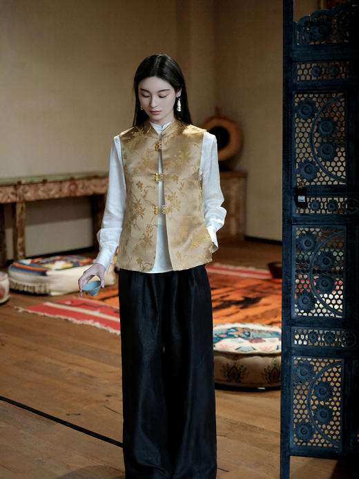 盛唐牡丹 | 松花黄真丝漳缎对襟马甲 商品图1