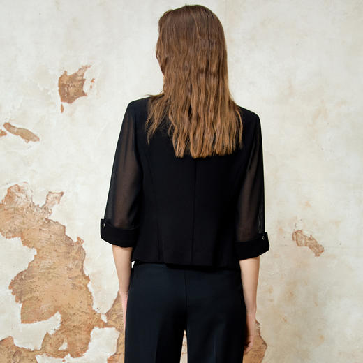 EITIE爱特爱气质收腰短款显瘦百搭七分袖白色西装外套女春季新款8103803 商品图9