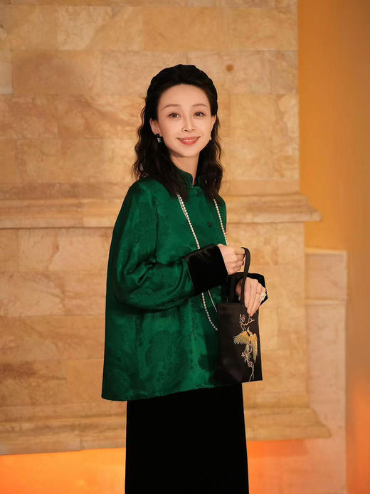 盛唐牡丹| 祖母绿真丝冠乐绉丝绒双面穿外套 商品图0