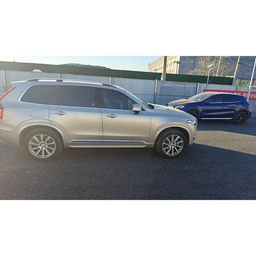 沃尔沃 XC90 T6 智逸版 5座【长租-北京】 商品图3
