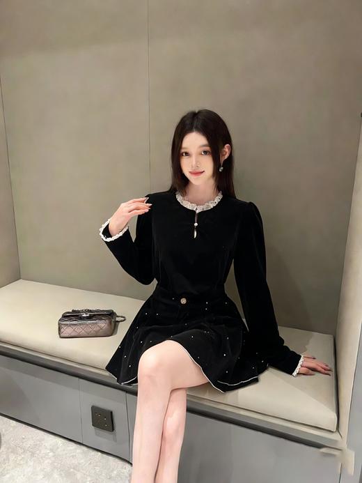 玛克门店发货：丝绒上衣货号：MF86TP754 商品图1