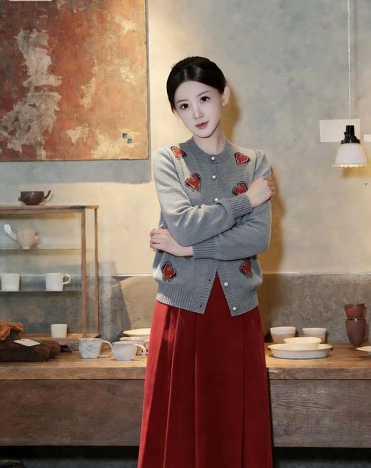 玛克门店发货：马年限定毛衣货号：MF80JA010A70 商品图0