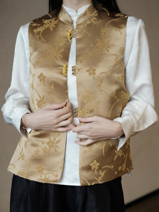 盛唐牡丹 | 松花黄真丝漳缎对襟马甲 商品图2