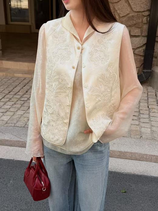 女装25秋冬新品新中式珠子刺绣马甲2300-26JYC012 商品图3