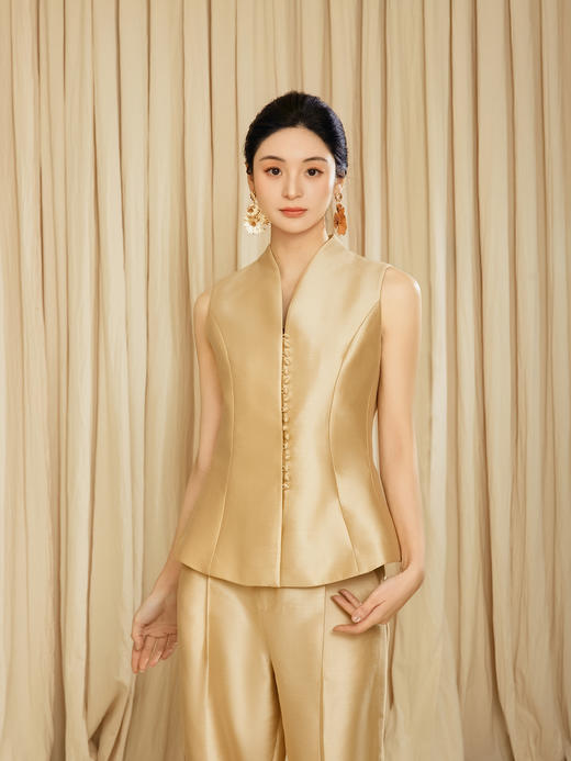 盛唐婧 | 观山月马甲 商品图1