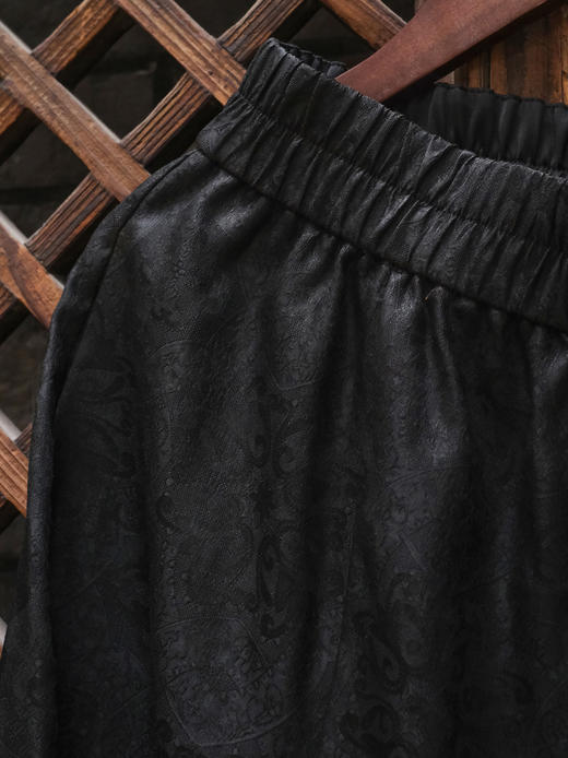 盛唐婧| 新中式香云纱花罗流苏阔腿裤 商品图1