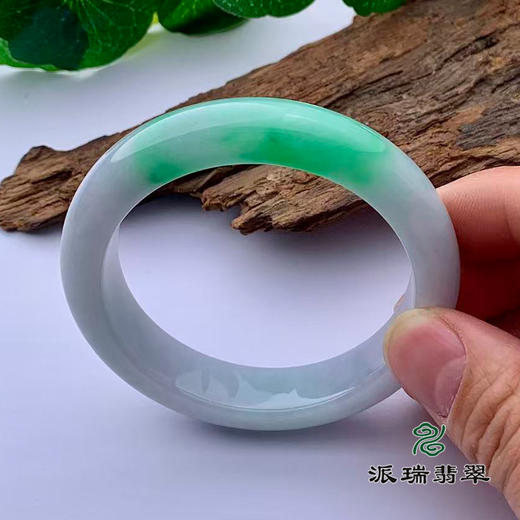 派瑞翡翠 翡翠手镯 糯种 绿色 商品图1