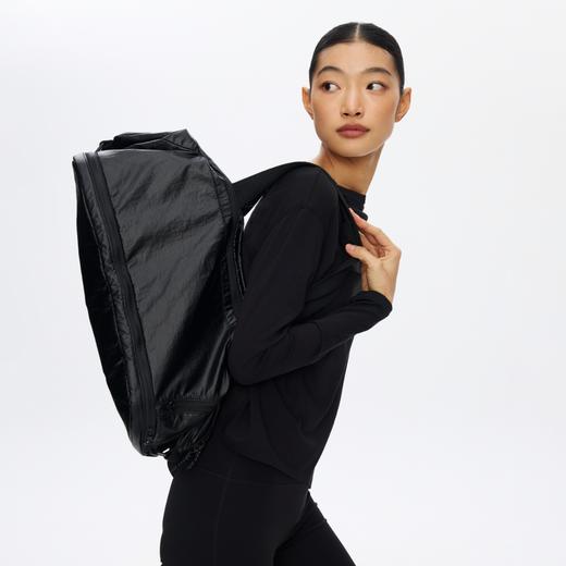 Oneup油蜡感运动健身背包 商品图1