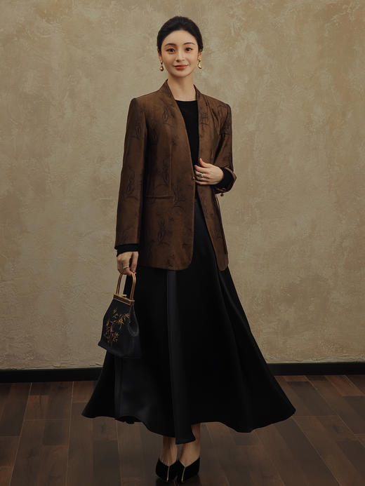 盛唐婧 | 轻奢极简提花重缎香云纱修身西装外套 商品图1