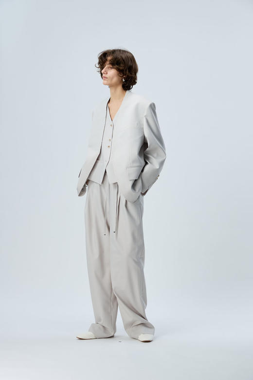 V领毛边西装 商品图0