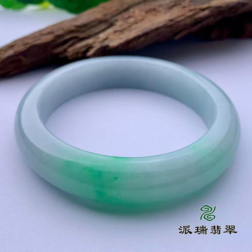派瑞翡翠 翡翠手镯 糯种 绿色 商品图3