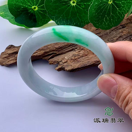 派瑞翡翠 翡翠手镯 糯种 绿色 商品图1