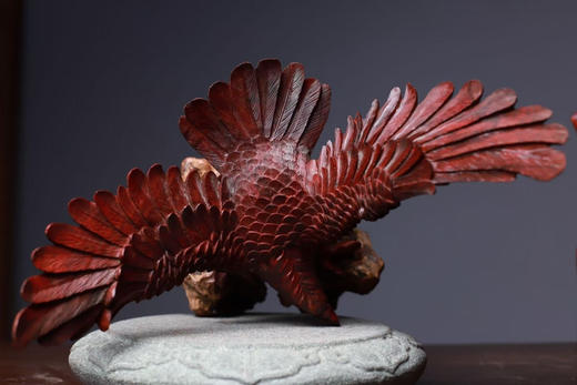 精雕大展宏图小叶紫檀摆件 商品图3