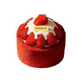 红丝绒酸奶草莓蛋糕