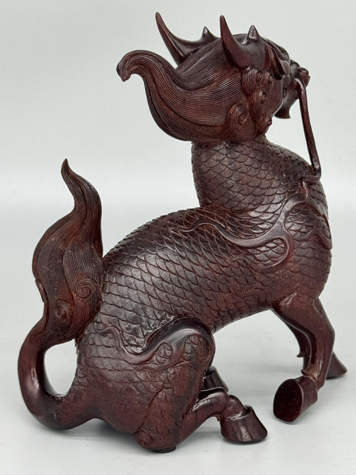 精雕小叶紫檀麒麟摆件 商品图4