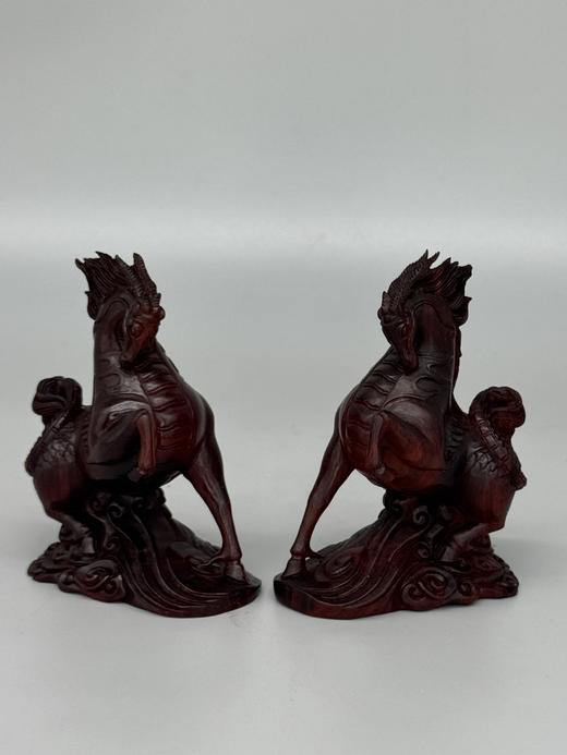 龙马小叶紫檀摆件（对） 商品图0