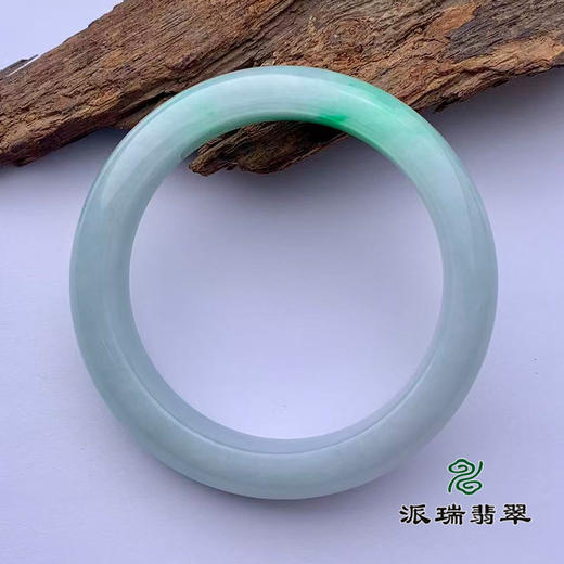 派瑞翡翠 翡翠手镯 糯种 绿色 商品图2