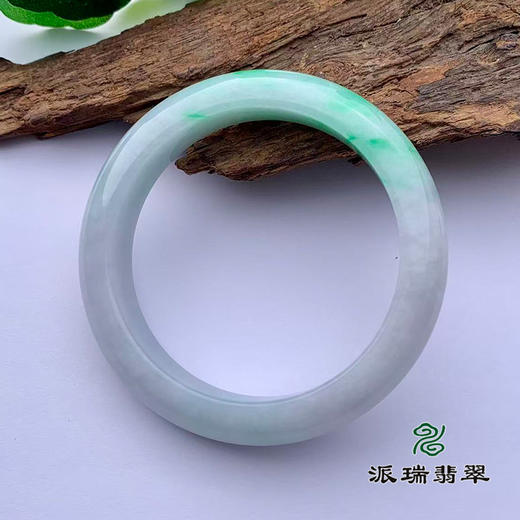 派瑞翡翠 翡翠手镯 糯种 绿色 商品图3