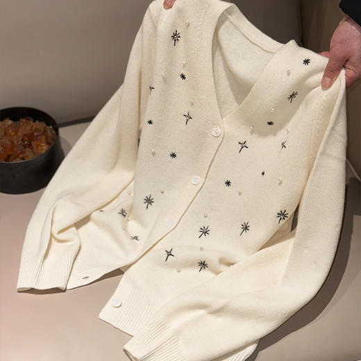 【特价不退换】【预售7天】良木礼羊毛开衫（3792F） 商品图4