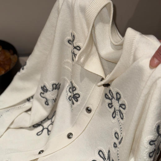 【特价不退换】【预售7天】良木礼羊毛开衫（3345F） 商品图1