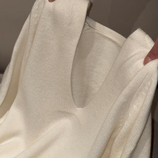 【特价不退换】【预售7天】良木礼大V领羊毛上衣（3485F） 商品图1