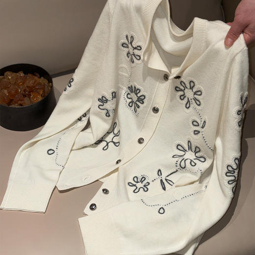 【特价不退换】【预售7天】良木礼羊毛开衫（3345F） 商品图0