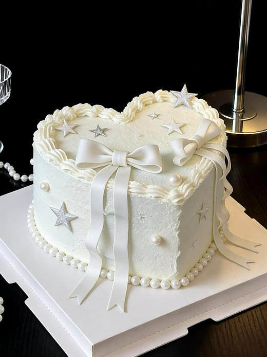 蛋糕定制—纯白爱心 商品图0