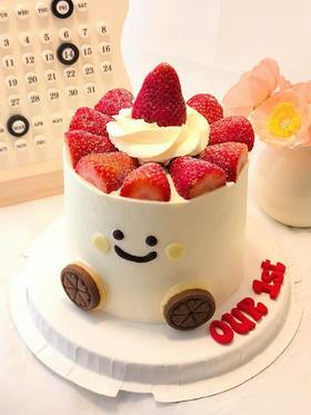蛋糕定制—微笑草莓