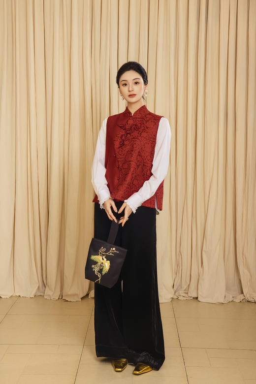 廷前观棠 | 希骥红色小马马甲 商品图4