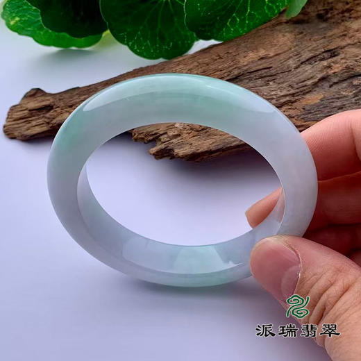 派瑞翡翠 翡翠手镯 糯种 绿色 商品图2