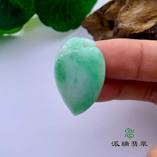 派瑞翡翠 翡翠挂件 糯种 飘翠 商品图3