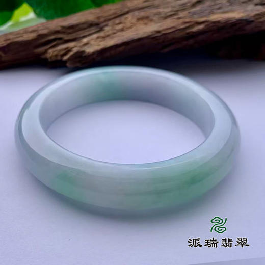 派瑞翡翠 翡翠手镯 糯种 绿色 商品图1