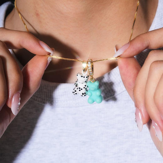 北京仓｜CRYSTAL HAZE-Dalmatian Nostalgia bear-classic-黑白色小熊 吊坠（金色环扣）［挪威设计师］ 商品图5