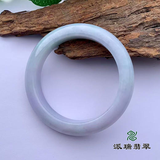 派瑞翡翠 翡翠手镯 糯种 绿色 商品图3
